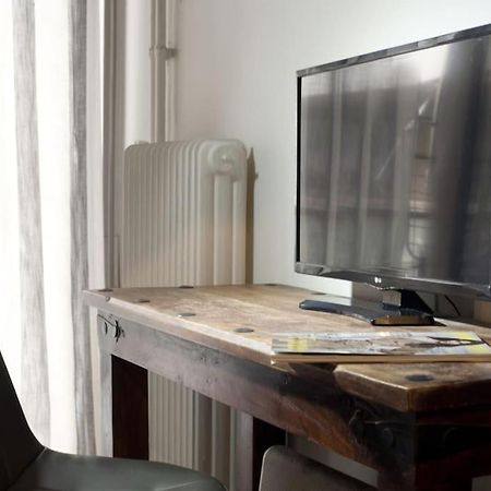 A Cozy Studio At Chalandri Apartment Athens Luaran gambar